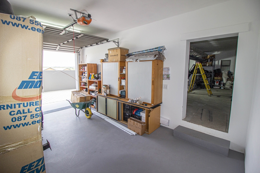 6 Bedroom Property for Sale in Kleinbaai Western Cape